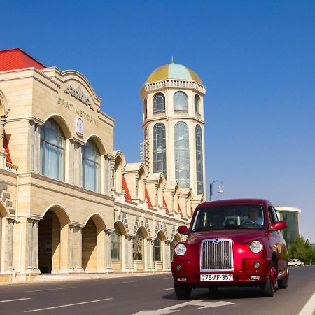 Saat Meydani Nakhchivan Luaran gambar